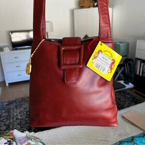 NWT ! Vintage Fred Hayman Cognac Crossbody Bag w/ Snap Closure, 2 Inner Sections